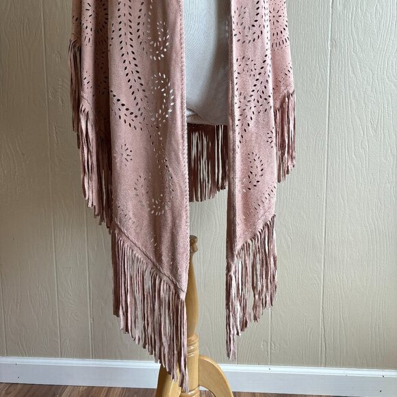 Sarah Stewart Genuine Lamb Suede Leather Laser Cut Fringe Trim Suzette Shawl - Picture 6 of 16